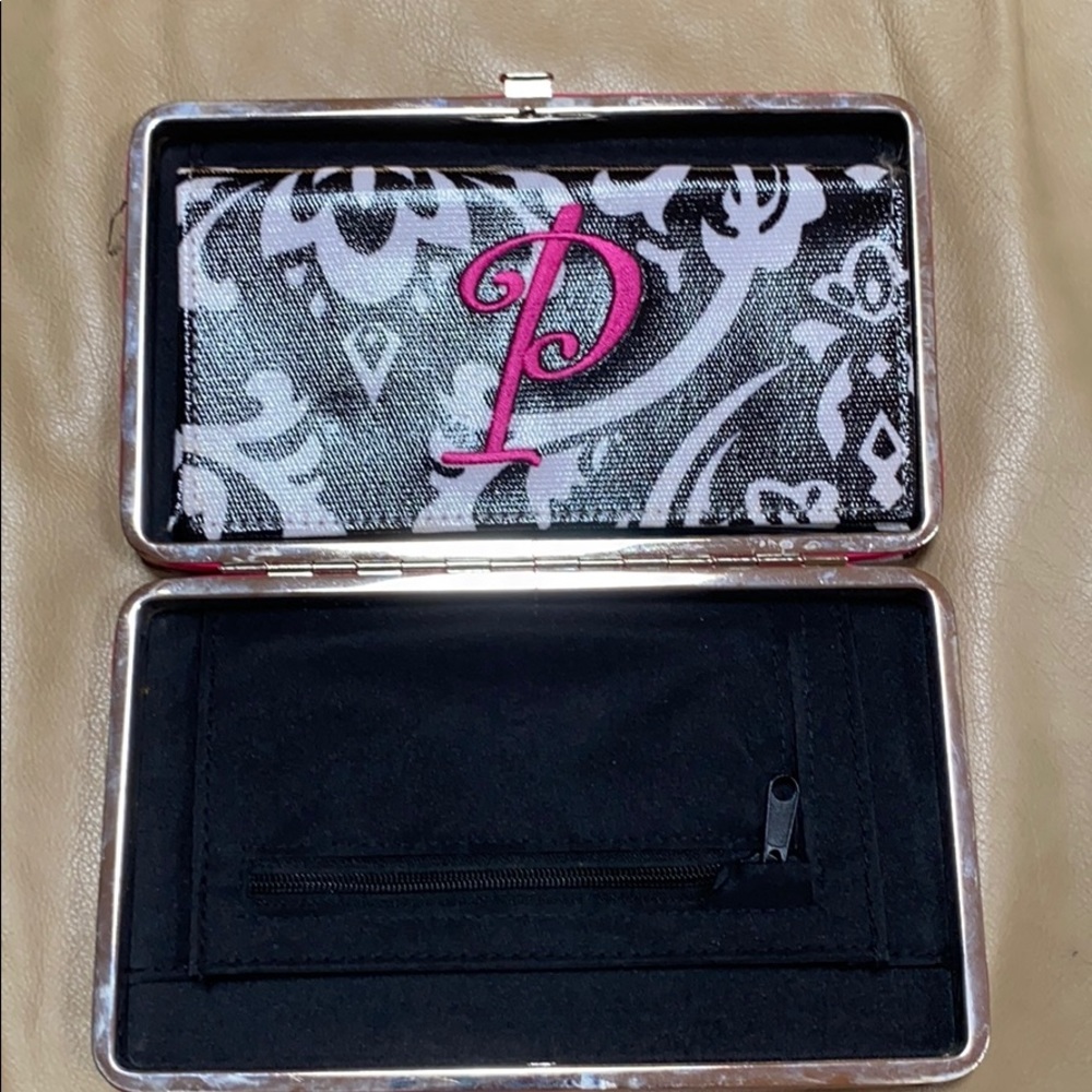 Wallet - Picture 2 of 5